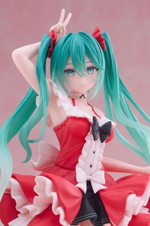 HATSUNE MIKU: ESTATUA HARSUNE MIKU FASHION (LOLITA VERSION) 18 CM PVC [CAJA] | Akira Comics  - libreria donde comprar comics, juegos y libros online